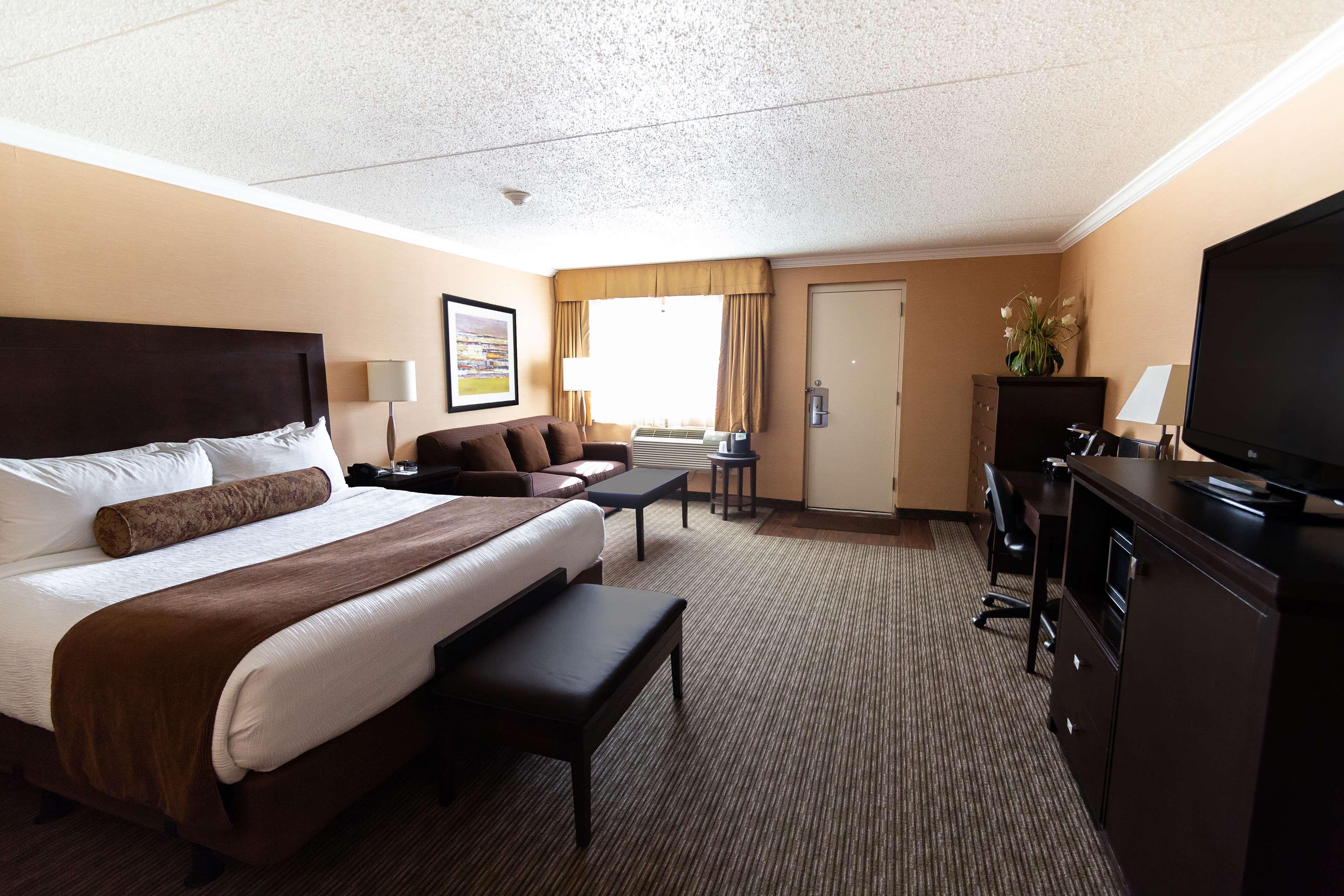 Best Western Plus Dryden Hotel And Conference Centre Exterior photo