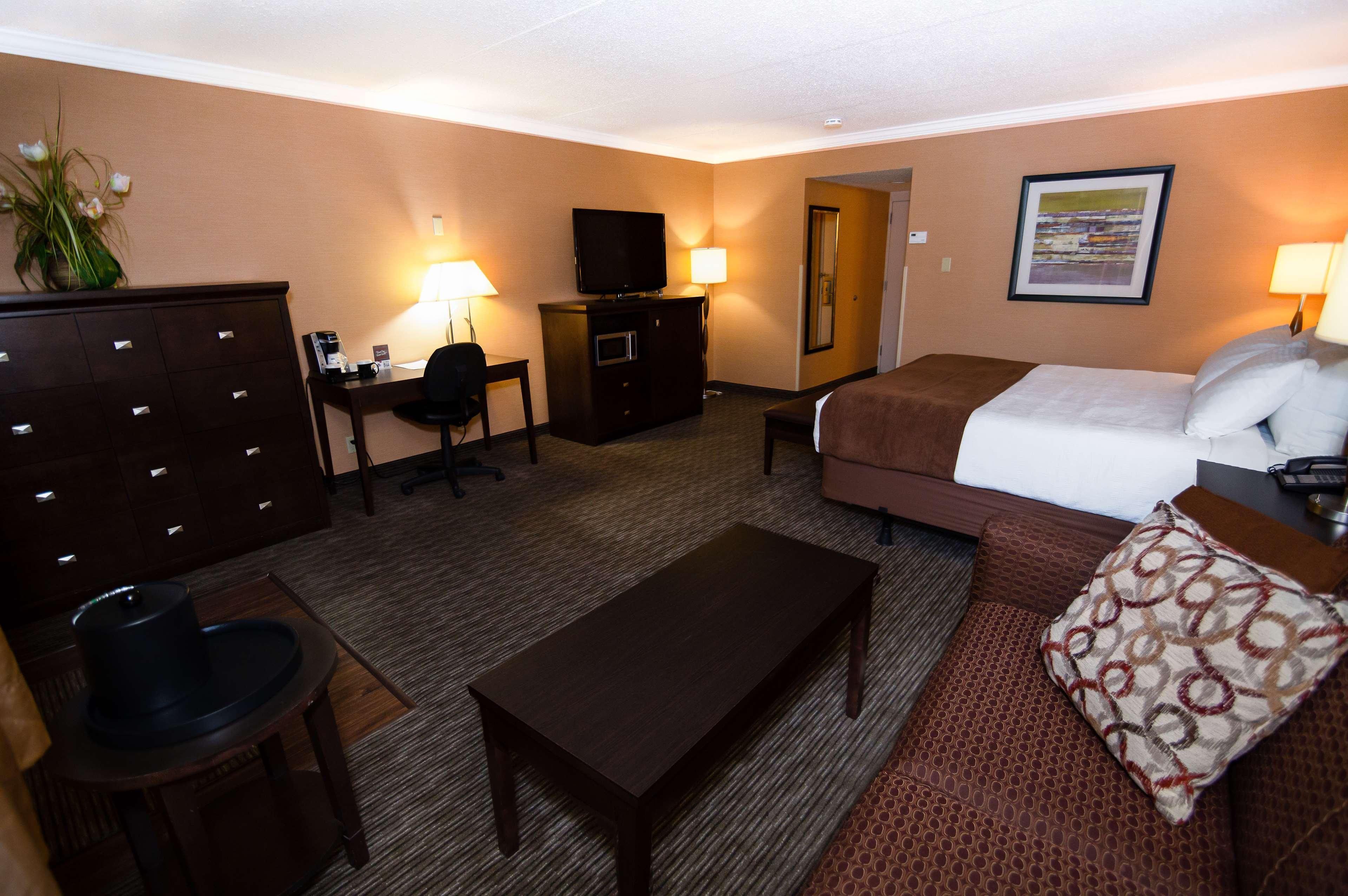Best Western Plus Dryden Hotel And Conference Centre Exterior photo