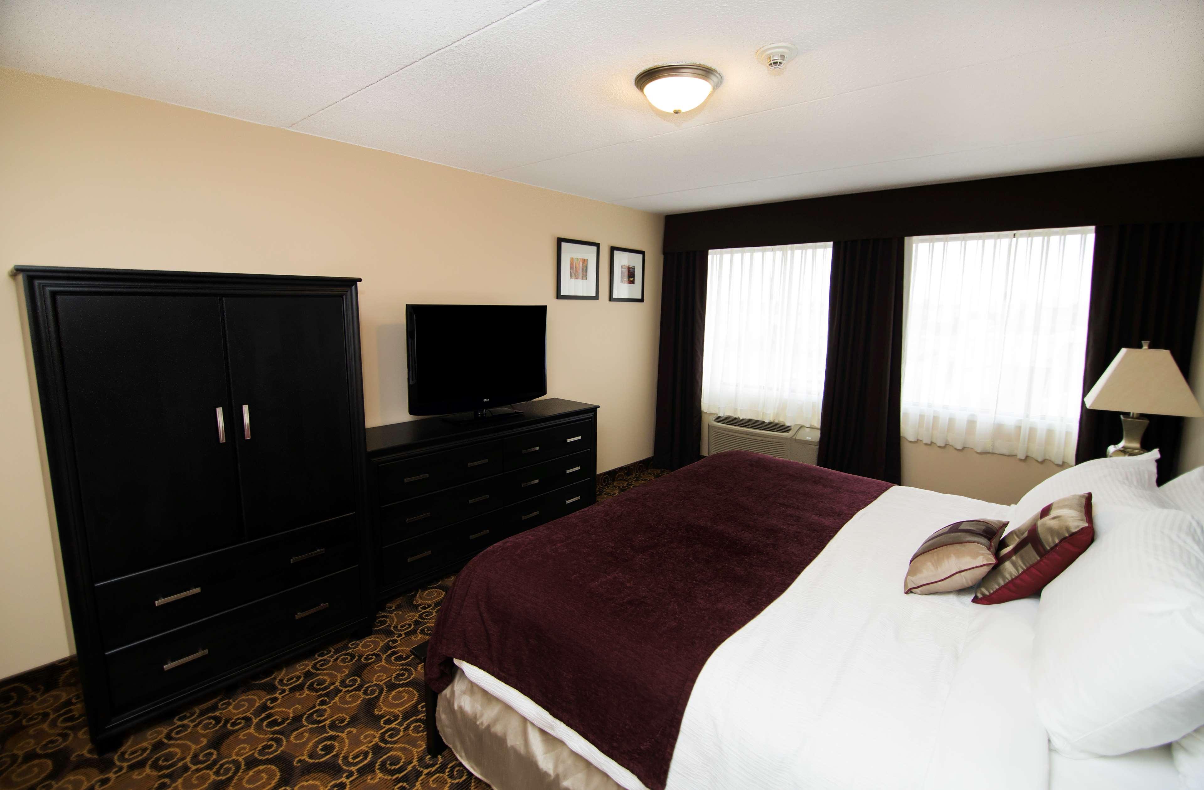 Best Western Plus Dryden Hotel And Conference Centre Exterior photo