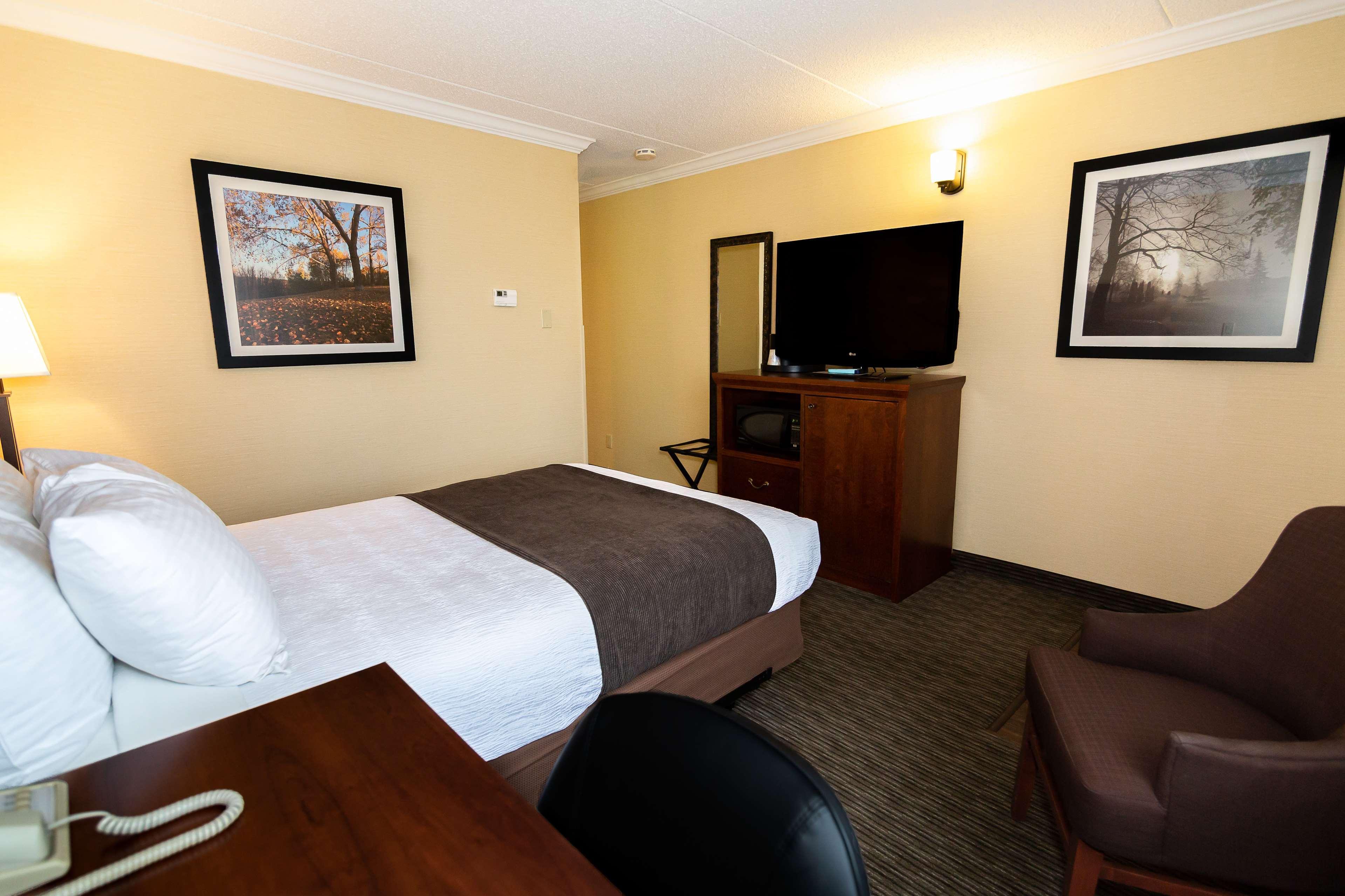 Best Western Plus Dryden Hotel And Conference Centre Exterior photo